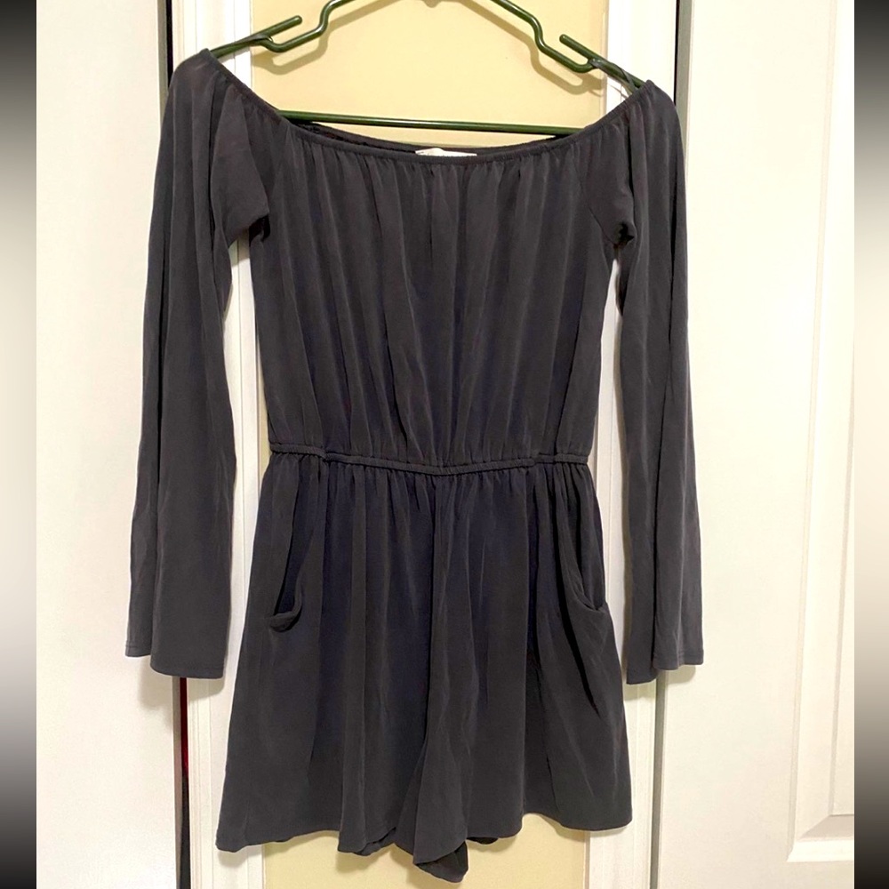 Long sleeves romper with pockets